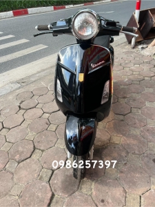 Bán xe điện vespa roma màu đen acquy mới thay 2k23